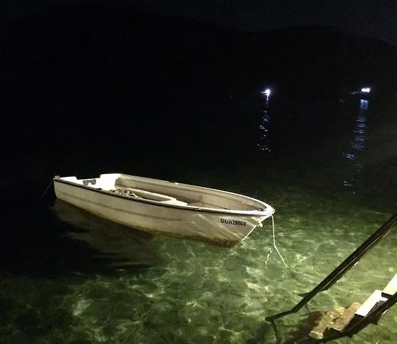 فندق مبيت وإفطار Gunisigi